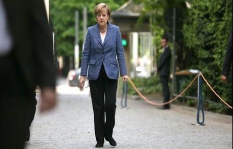 Ap Seçimlerinde Merkel Oy Kaybetti