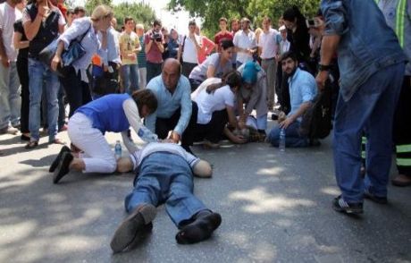 Yaşlı Çifti Ölüm Ayırdı