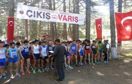 Madalya Avcısı, Atletler