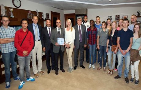 Hollandalı Stajerlerden Başkan'a Ziyaret