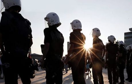 İstanbul'da Polislerin Tüm İzinleri Kaldırıldı