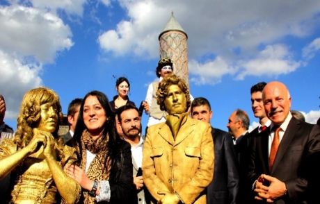 Dadaş Film Festivali Renkli Görüntülerle Başladı