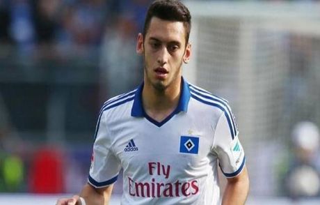 Çalhanoğlu'nu Fenerbahçe'ye Yazdılar!