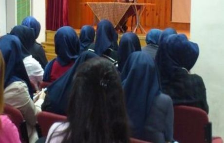 İmam Hatipli Öğrencilere Sapık Şoku
