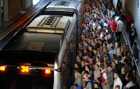 Metrobüs Kullananlar Dikkat!