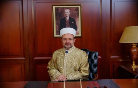 Diyanet'ten 8 Dilde Barış Ve Kardeşlik Çağrısı