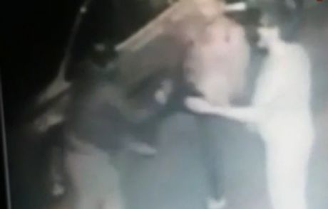 Ünlü Oyuncu Neden Bıçaklandı?