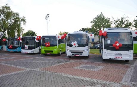 Otobüsler Fuarda Görücüye Çıktı