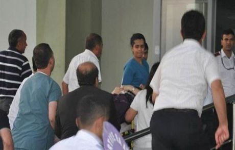 Hdp'li Pervin Buldan Hastaneye Kaldırıldı