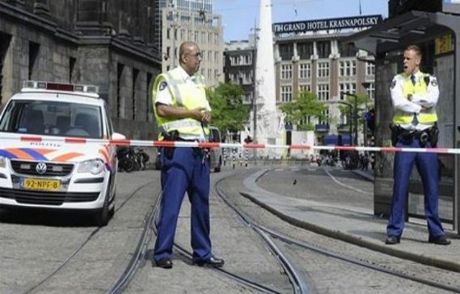 Hollanda'da Bomba Paniği