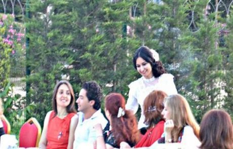 Coğrafya Öğretmeni Damatsız Düğün Yaptı