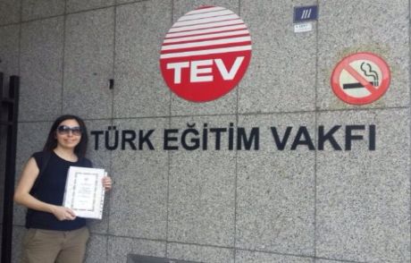 Şiirleri Türk Eğitim Vakfı'na 7 Bin Tl Kazandırdı
