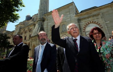 mağrur Olma Padişahım, Senden Büyük Allah Var