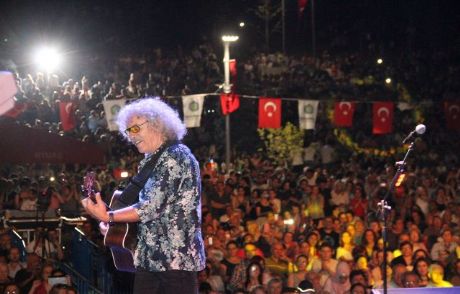 Bakırköy'de Yeni Türkü Coşkusu