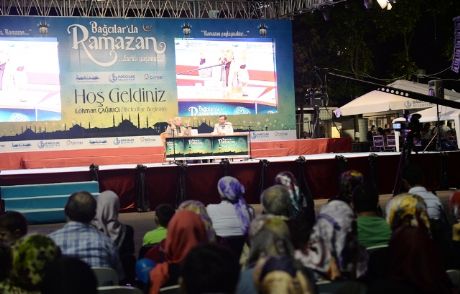 'zulüm Yaşayan Müslümanlara Çok Dua Edelim'