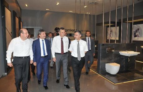 Erdoğan Bektaş Seramiksan'ı Ziyaret Etti