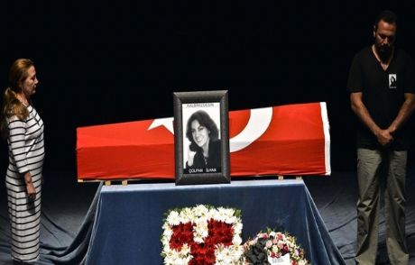 Çolpan İlhan Son Yolculuğuna Uğurlandı