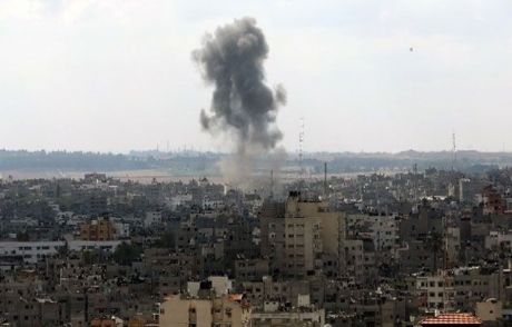 İsrail'den Hastaneye Bombardıman!