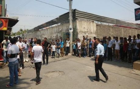 Ekmek Kuyruğunda Silahlı Kavga