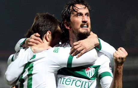 Tuncay Şanlı Katar'a Transfer Oldu