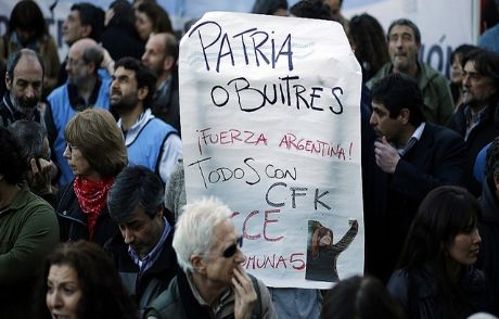 Arjantin İflas Etti, Abd'yi Suçladı