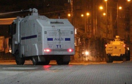 Van'da Polise Ateş Açıldı