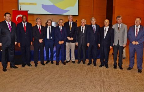120 Ülke İzmir'de Buluştu