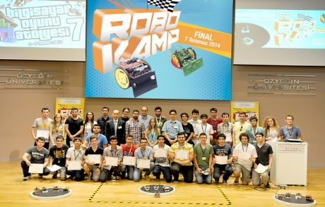 İki Haftada Robot Yapmayı Öğrendiler