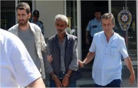Kızı Zannettiği Kadını Vurdu