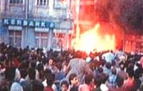 Sivas Katliamı Davası Aym'ye Taşındı