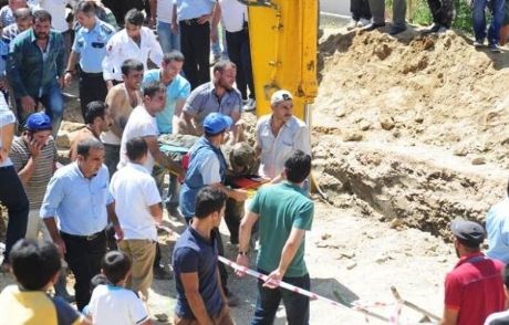 Hizan'da Toprak Çöktü