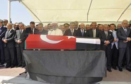 Chp'li Rakipleri Yan Yana Getirdi