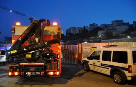 Üsküdar'da Belediye İnşaatında Çökme