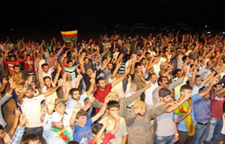 Pkk Şehre İndi Festivale Katıldı