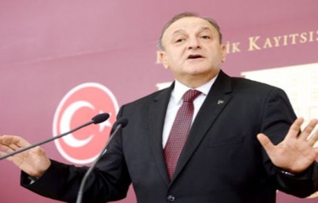 Oktay Vural Pkk'lı Heykeline Çok Sert Çıktı