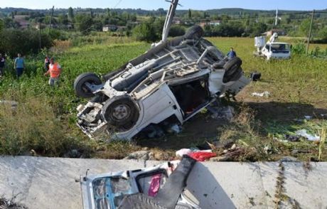 Samsun'da İki Minibüs Çarpıştı