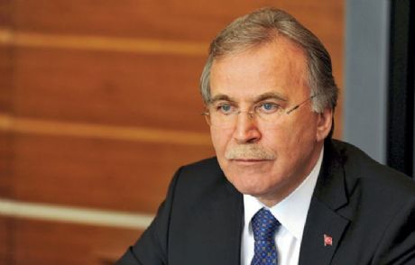 İçimden Gülüyorum Bu Yapılanlara!