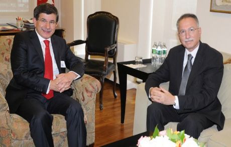 Davutoğlu'ndan İhsanoğlu'na Takdir Mektubu
