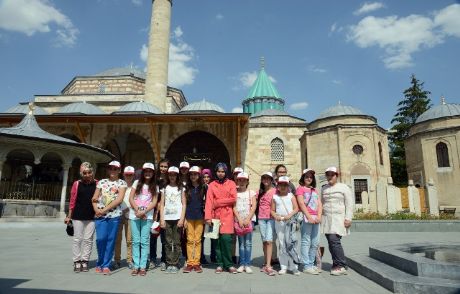 Öğrenciler Hem Eğleniyor Hem Öğreniyor