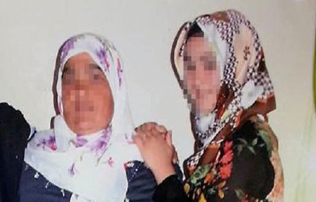 Liseli Kız Sırra Kadem Bastı