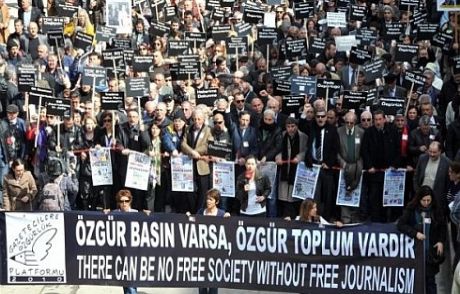 'gazetecilik Yeniden Hak Ettiği Yere Gelecektir'
