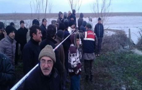 Bafra'da Tekne Battı: 3 Ölü
