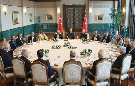 Saray 'külliye' Oluyor