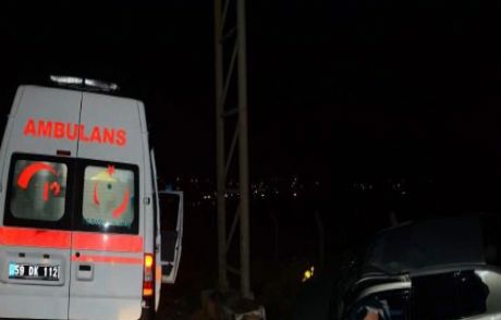 Direğe Çarpan Otomobilin Sürücüsü Öldü