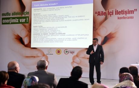 Gülnar'da 'aile İçi İletişim' Konferansı