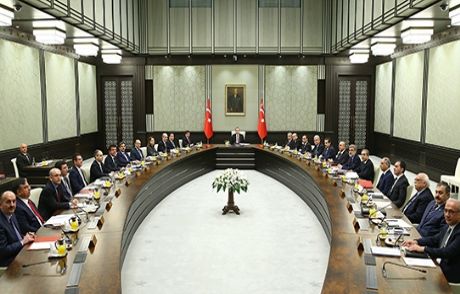 Bakanlar Kurulu 'ak Saray'da Toplandı