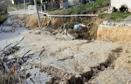 Bu Mahalle Günden Güne Kayıyor