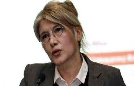 Emine Ülker Tarhan Hastaneye Kaldırıldı
