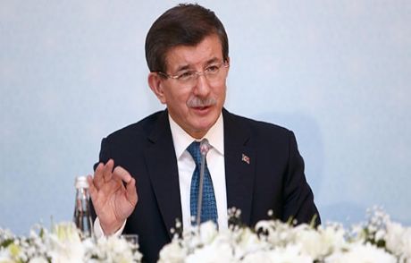 Davutoğlu: Saldırı Türkiye'ye Yönelik Değil