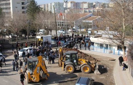 Mahkeme Elektrik Kesintilerini Durdurdu